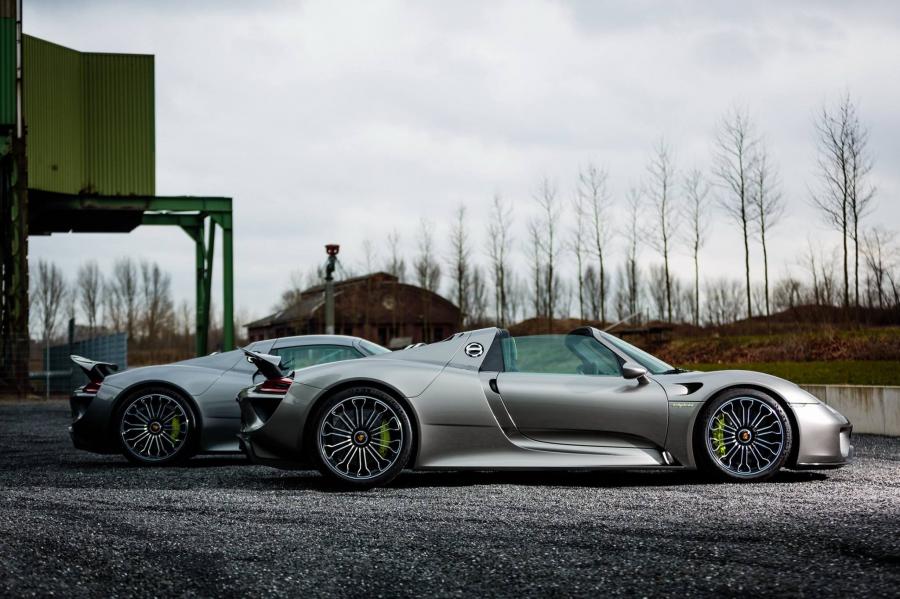 Porsche 918 Spyder by Edo Competition 2016 года  (фото 6 из 10)